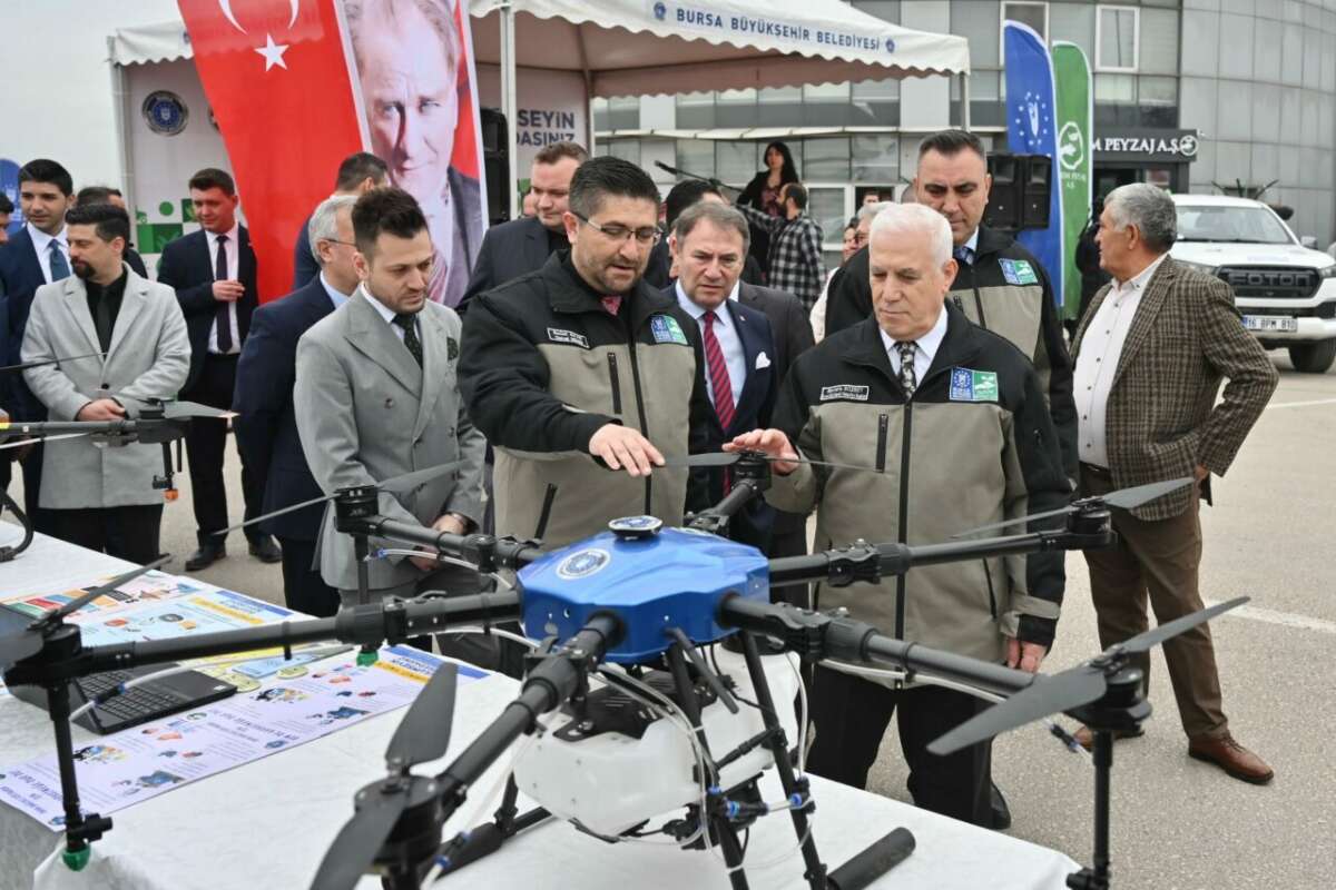 Sıcaklarla birlikte Bursa’da sinekle mücadele hızlandı