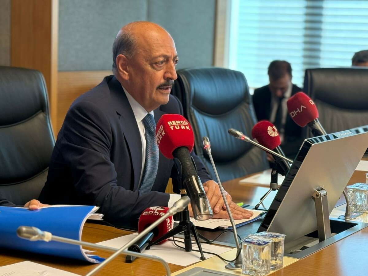 Sağlıkla İlgili Yeni Kanun Teklifi Komisyonda Görüşülüyor