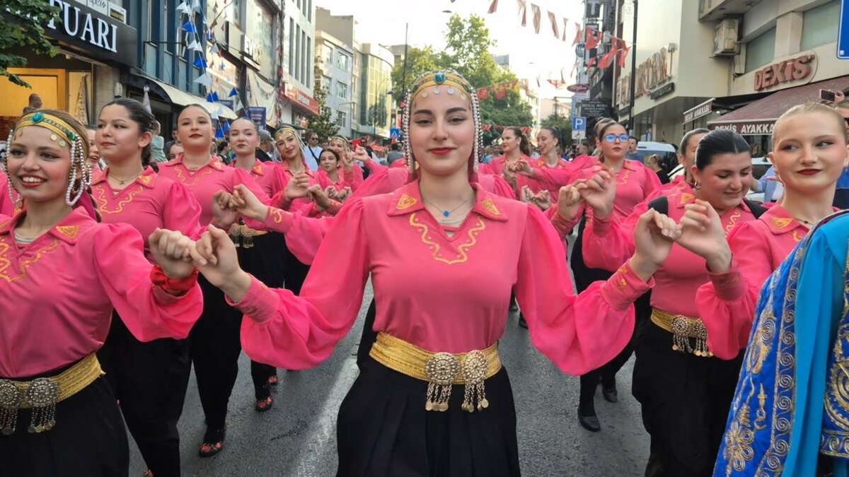 Tekirdağ’da “Kiraz Festivali” coşkuyla başladı