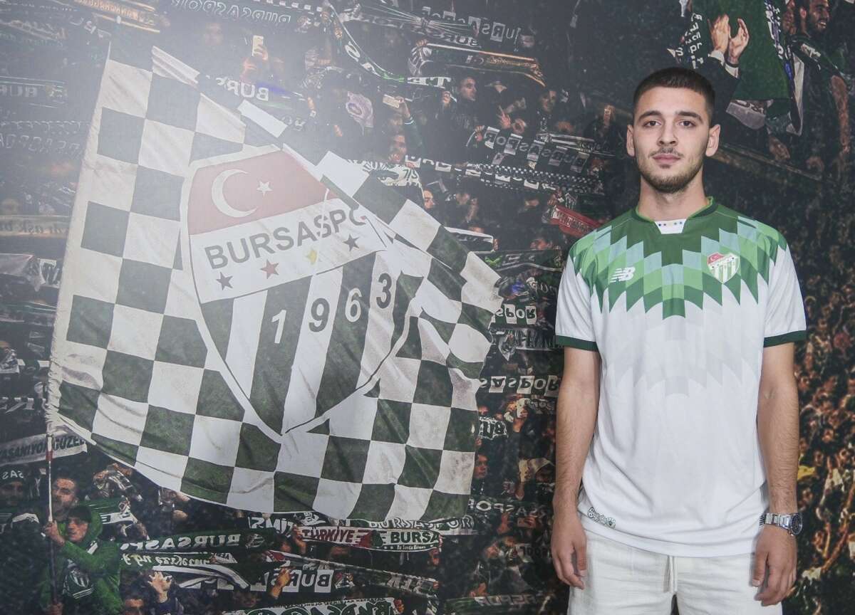  Vakıfköy’den Bursaspor A takımına 4 imza