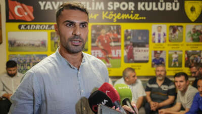  Milli futbolcu Zeki Çelik, futbola başladığı takımı unutmadı