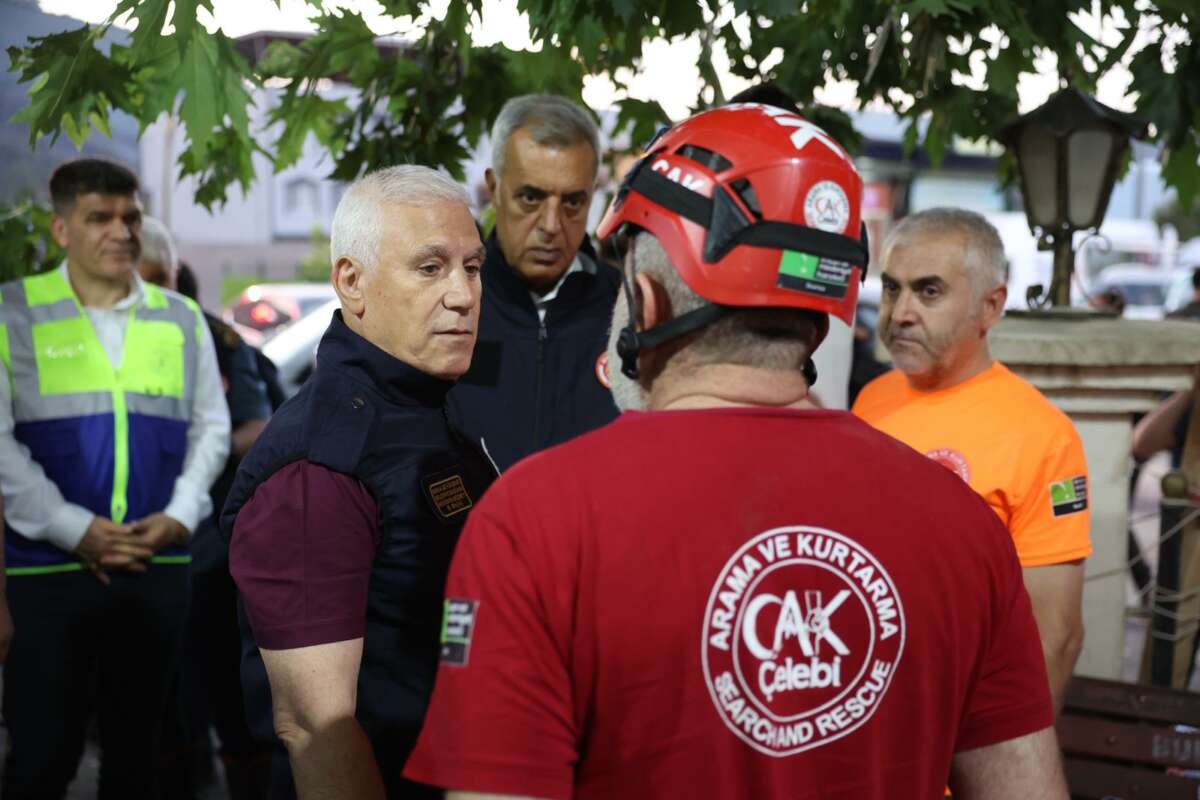 Başkan Bozbey’den yangın bölgesine ziyaret