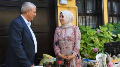 Osmangazi Belediyesi üreten kadınların yanında