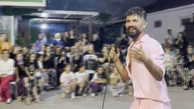 Mehmet Çevik köylü kadınlara sürpriz yaptı