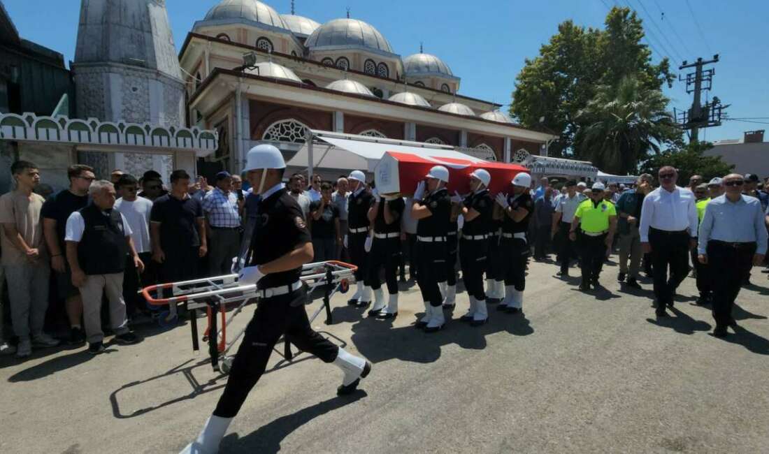 Bursa’da, otomobilin tali yoldan