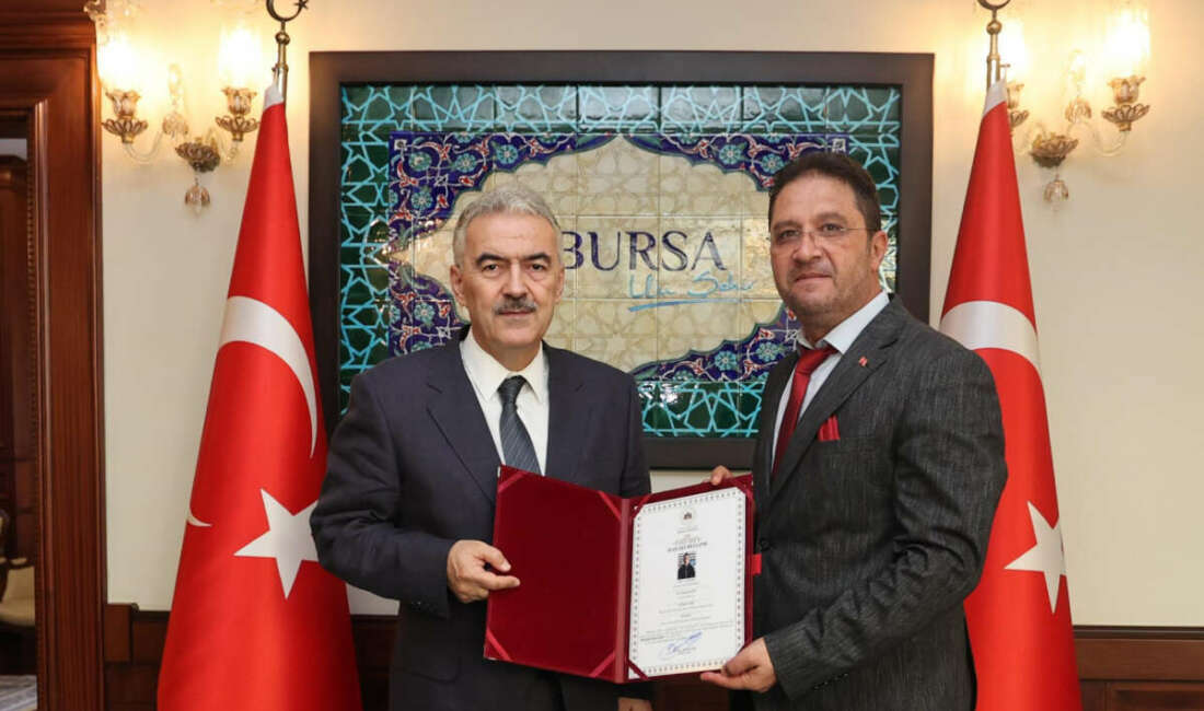 Osman Başeğmez’den Vali Ayyıldız’a veda ziyareti Basın İlan Kurumu İzmir