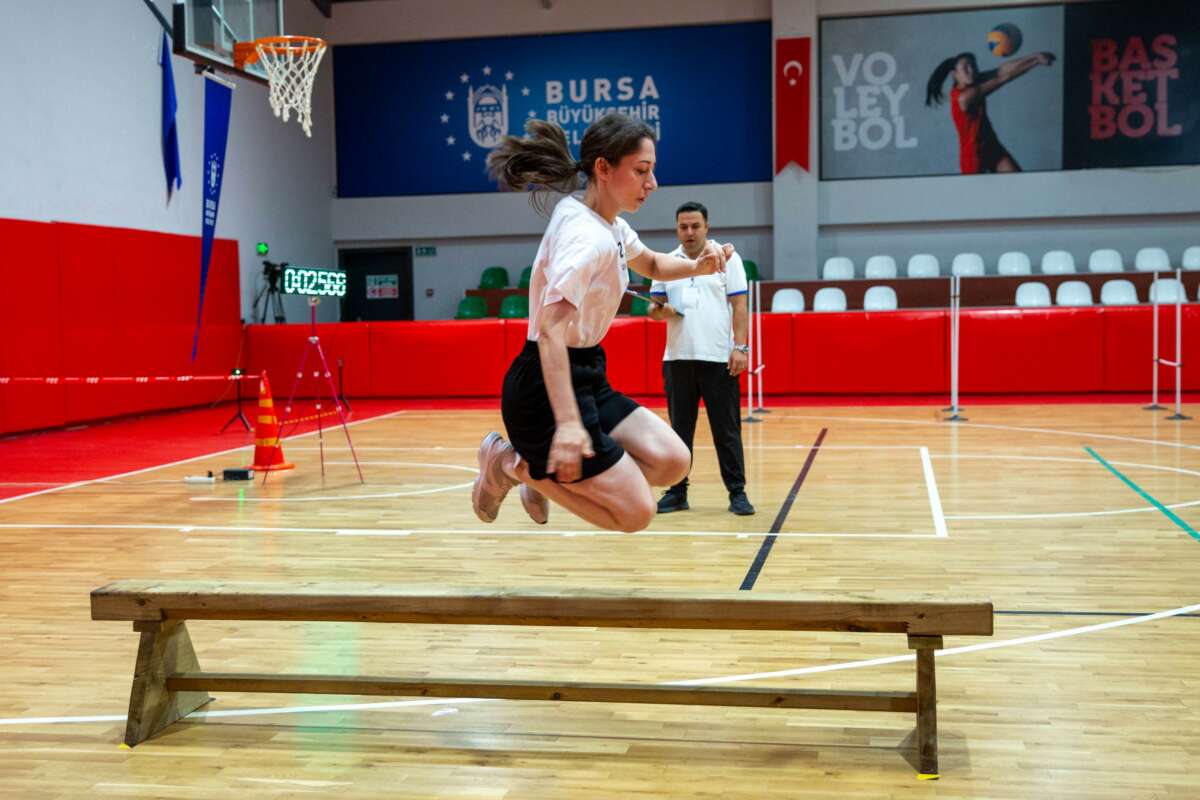 Zabıta olmak için parkurda ter döktüler