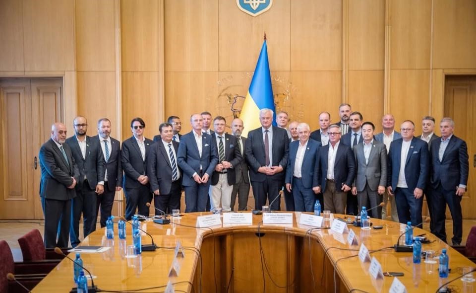 Ukrayna'daki yabancı ülkelerin fahri