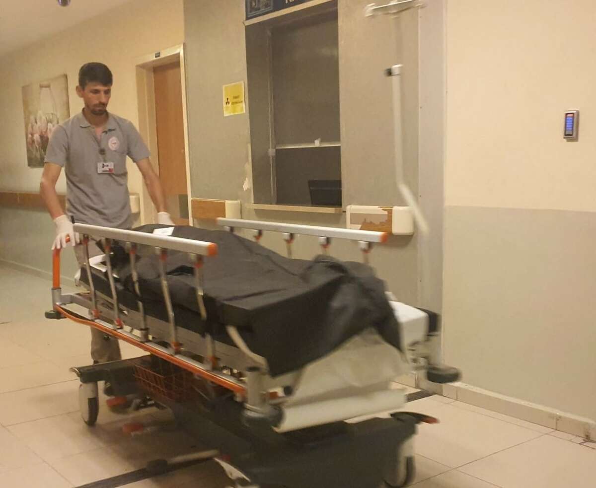 Asansör boşluğuna düşen işçi hayatını kaybetti