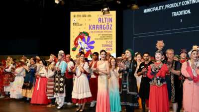 Altın Karagöz Halk Dansları heyecanı Bursa’yı sardı