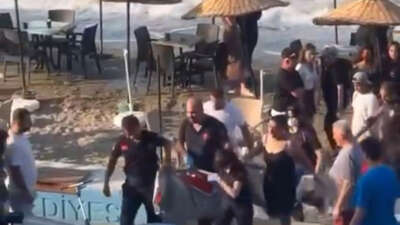 Bursa'nın Mudanya ilçesinde fırtınalı havada