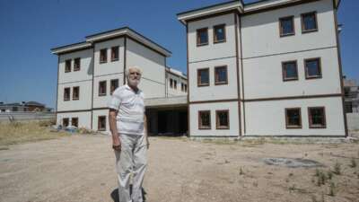 Bursa’nın en kıymetli yerindeki arsasını yaşlıların bakımı için vakfetti