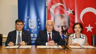 Büyükşehir’de toplu sözleşme için imzalar atıldı