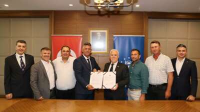 Büyükşehir’den Bursalı üreticiye ekipman desteği