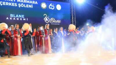 Çerkesler, Güney Marmara şöleninde unutulmaz bir gece yaşadı