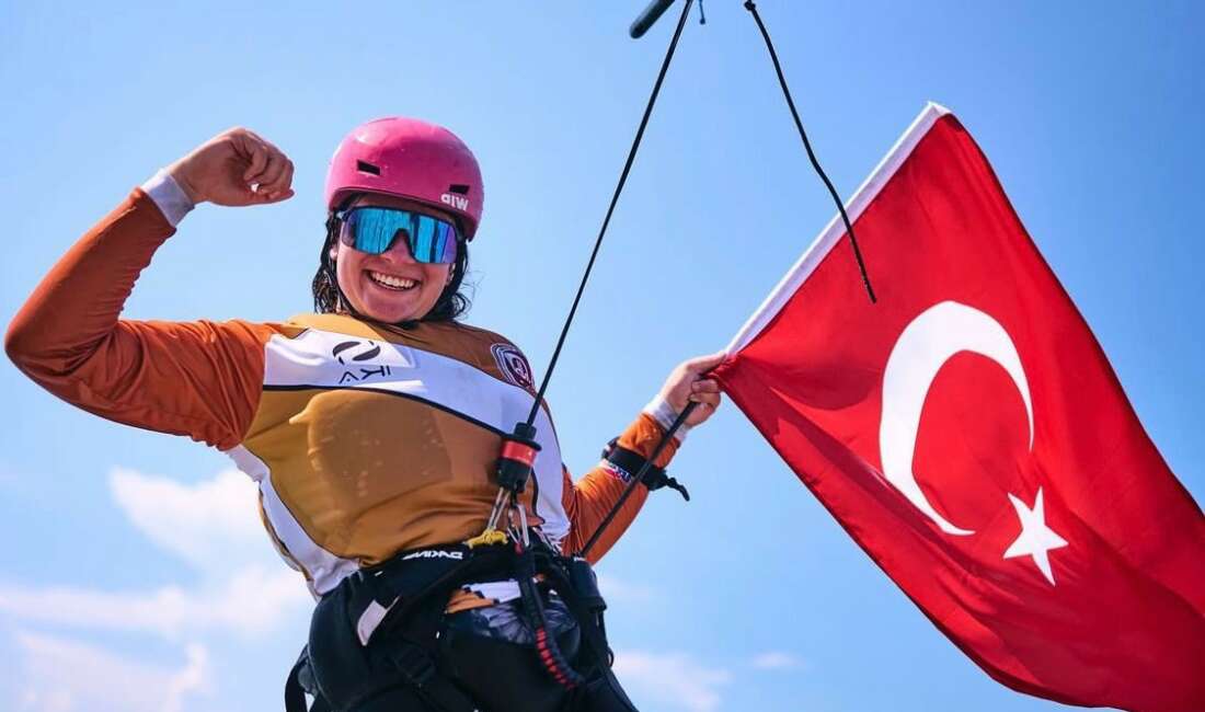 Derin Atakan, Avrupa Gençler şampiyonu Formula Kite Gençler Avrupa