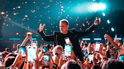 Rockla başladı Türkülerle coşturdu: Bursa’dan Halk Levent geçti