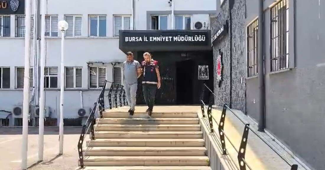 Bursa'da kendisini önce müftü,