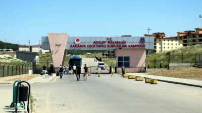 Sakarya'nın Ferizli ilçesinde 2 mahkum,