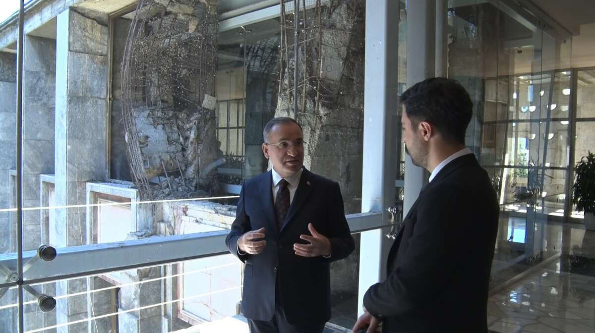 TBMM Başkanvekili Bozdağ, 15 Temmuz gecesi Meclis’te yaşananları anlattı