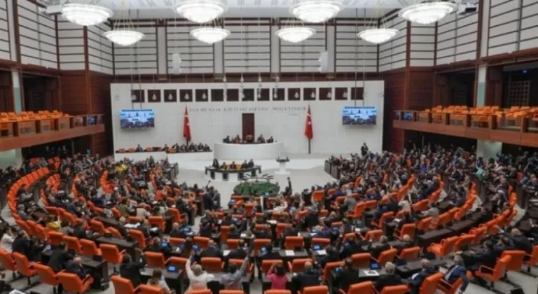 TBMM’de sandalye dağılımı değişti: Vekil sayısı 592’ye düştü