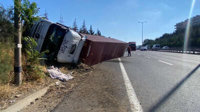 Kocaeli'nin İzmit ilçesi TEM otoyolu