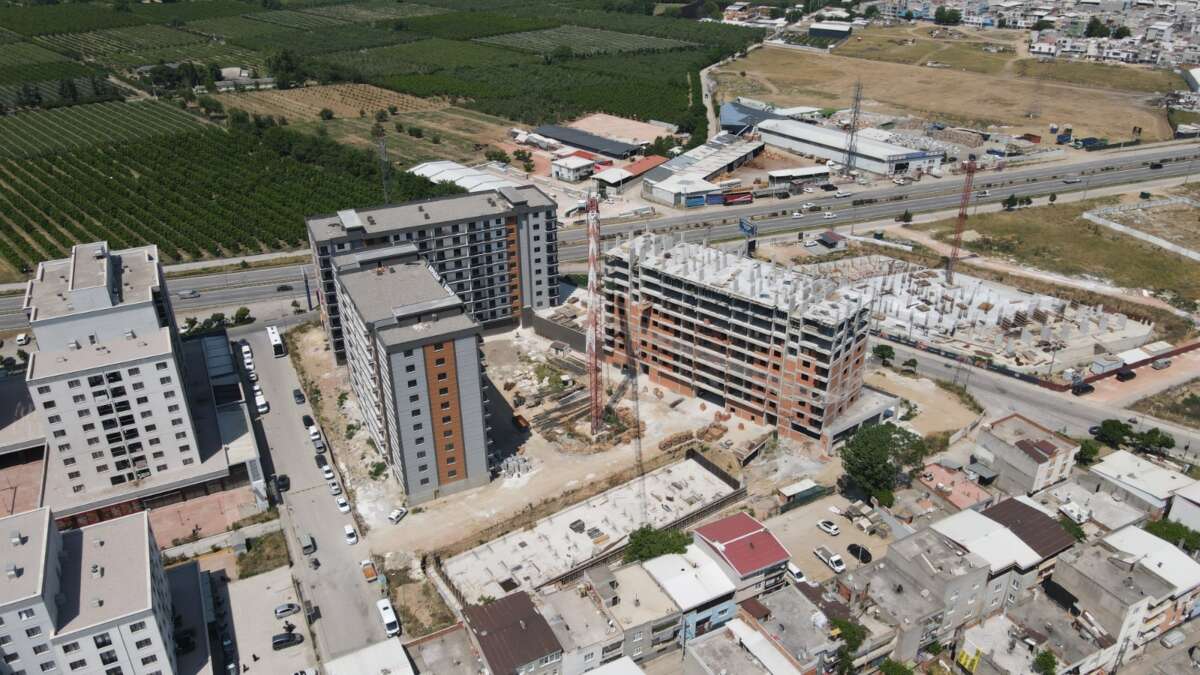 Yıldırım’ın örnek dönüşüm projesi yolu yarıladı