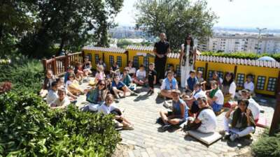 Osmangazi Belediyesi’nin atölyelerinde eğitim alan öğrenciler yeteneklerini sergiledi