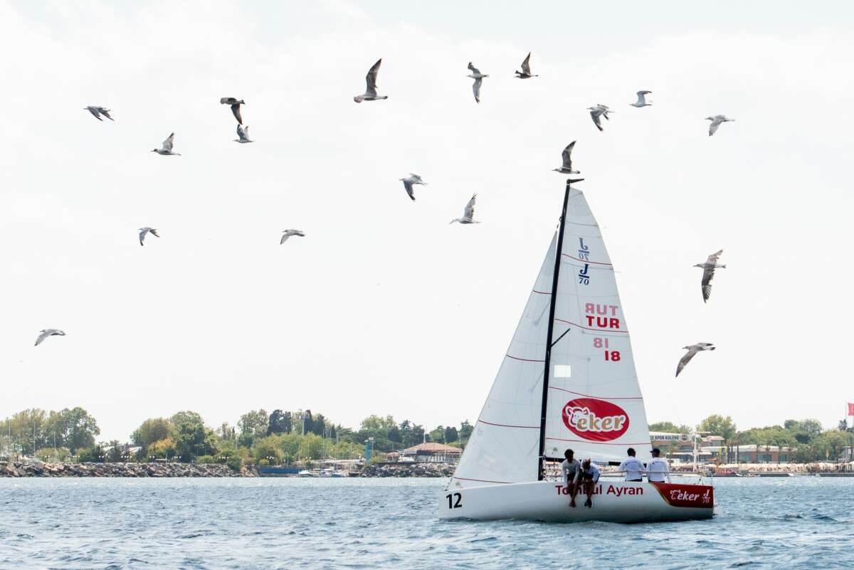 13. TAYK-Eker Olympos Regatta Yelken Festivali’nde genç yelkenciler kıyasıya mücadele verdi