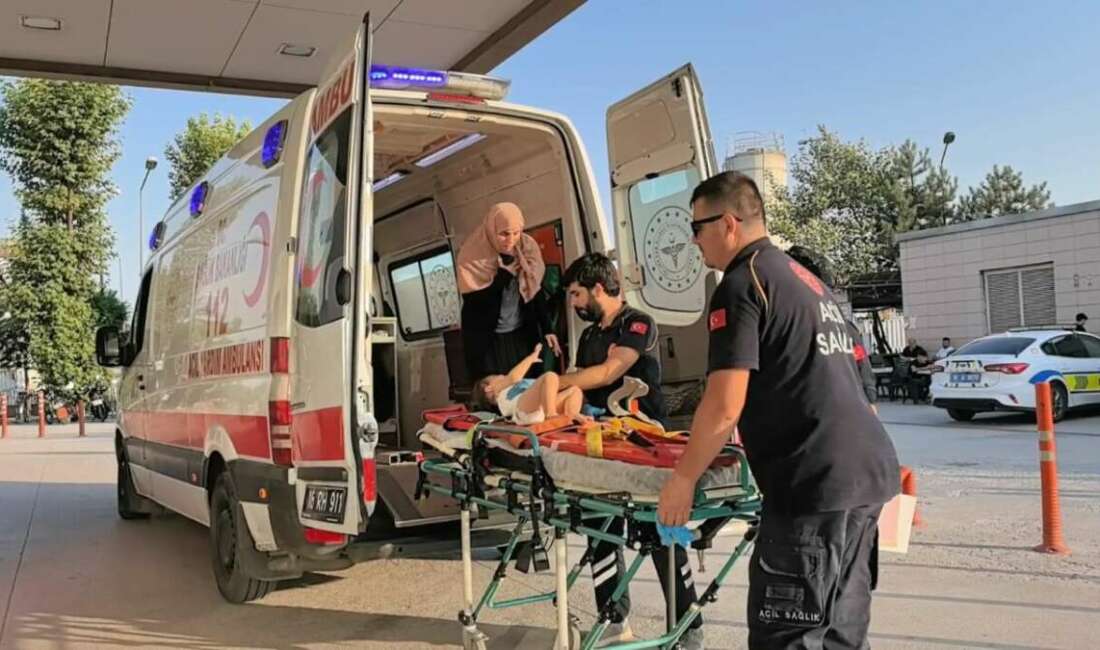 Bursa’da 2. kattan düşen 1,5 yaşındaki bebek mucize eseri hayatta kaldı Bursa'nın İnegöl ilçesinde 2.