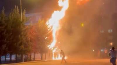 Bursa'da çocukların eğlence için attığı