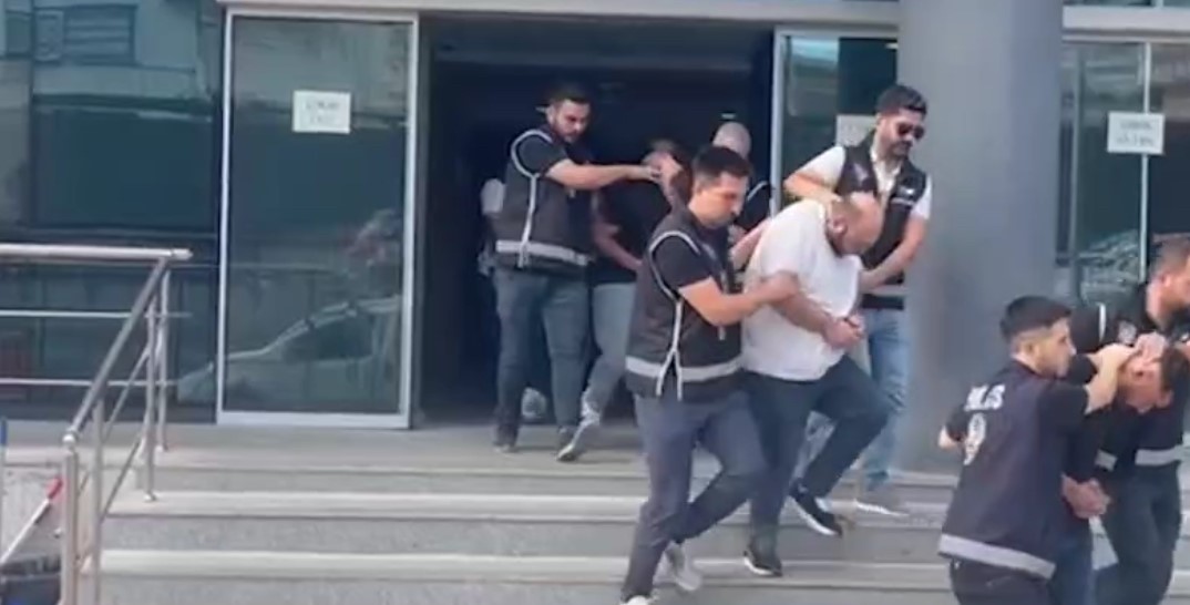 El bombalı saldırı planı deşifre edildi: 4 kişilik suç ağı çökertildi Bursa il girişinde durdurulan bir