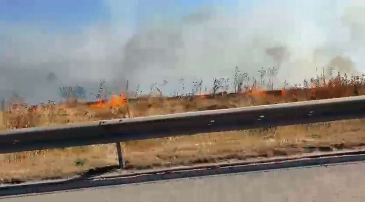 Bursa-İzmir-İstanbul otoyolunda yangın