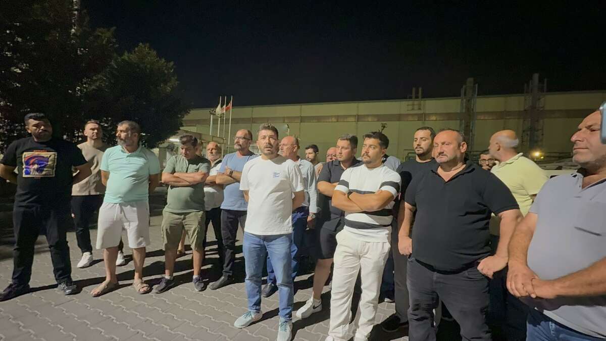  Gemlik’te liman sahasında iş durdu