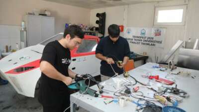  BTÜ öğrencileri elektrikli ve hidrojenli araçlar üretiyor
