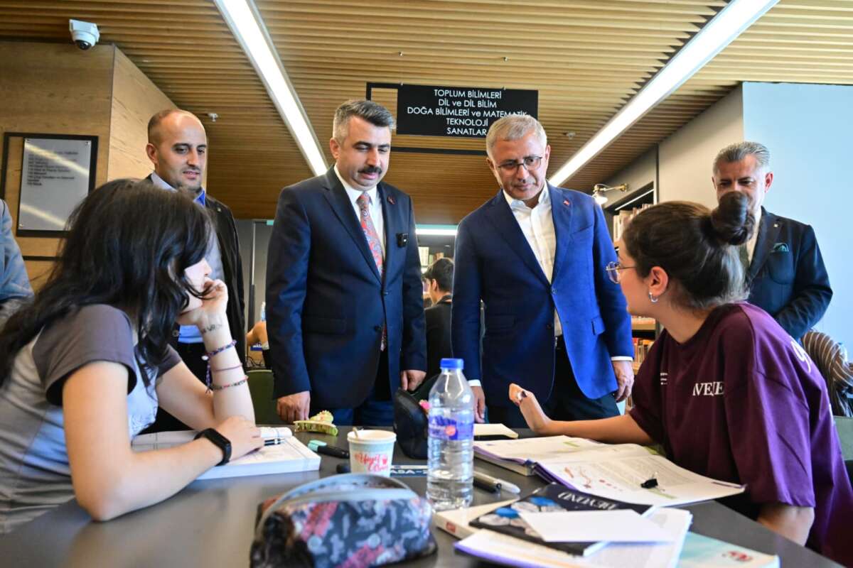 Oktay Yılmaz: “Geleceğimiz gençler için Yıldırım’ı donatıyoruz”