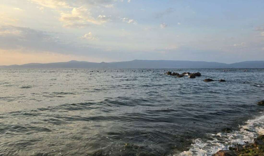Bursa'nın Mudanya ilçesinde denize