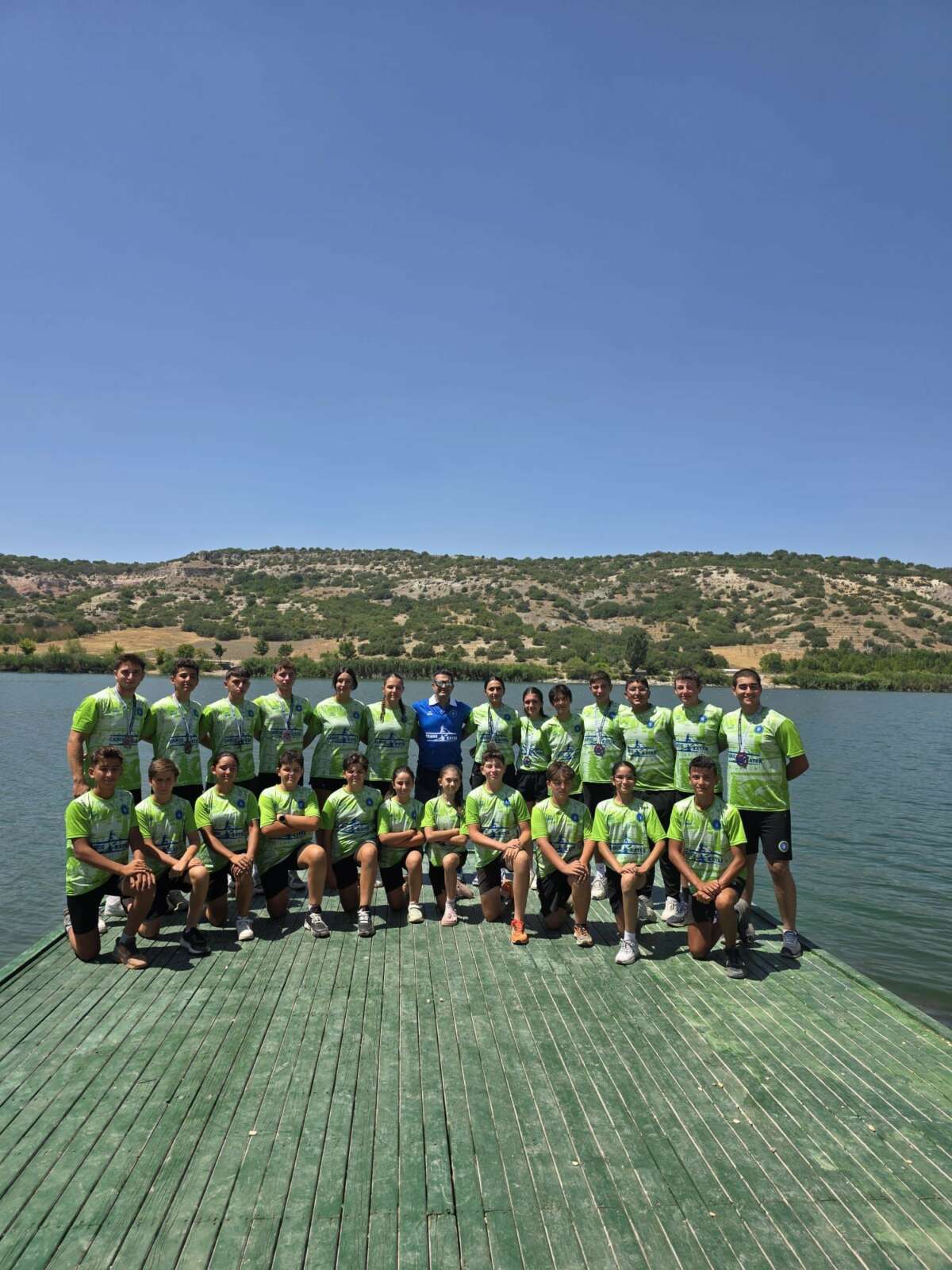 Bursa Büyükşehir Belediyesporlu kanocular madalyaları topladı