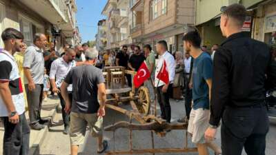 Bursa’da ilginç düğün geleneği