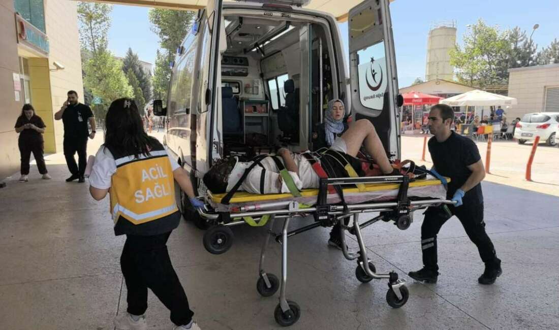 Bursa’da kontrolden çıkan minibüs şarampole yuvarlandı: 1 yaralı Bursa'nın İnegöl ilçesinde meydana