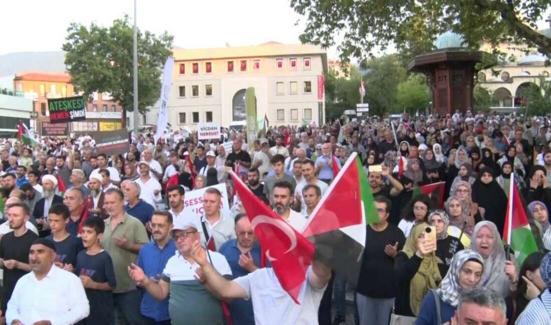 Bursa'da yüzlerce kişi, İsrail'in