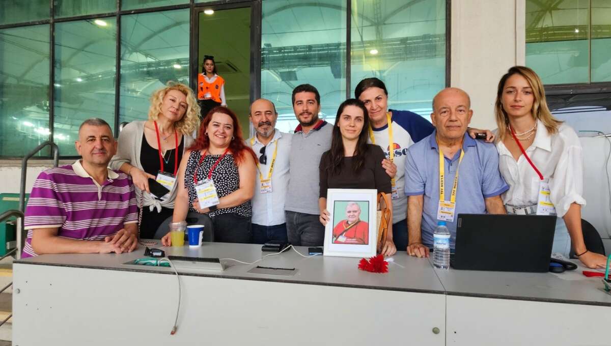 Bursaspor Eskişehirspor maçında Engin Aksöz unutulmadı