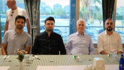 Büyükşehir Belediye Başkanı Mustafa Bozbey’den Bursaspor’a ziyaret
