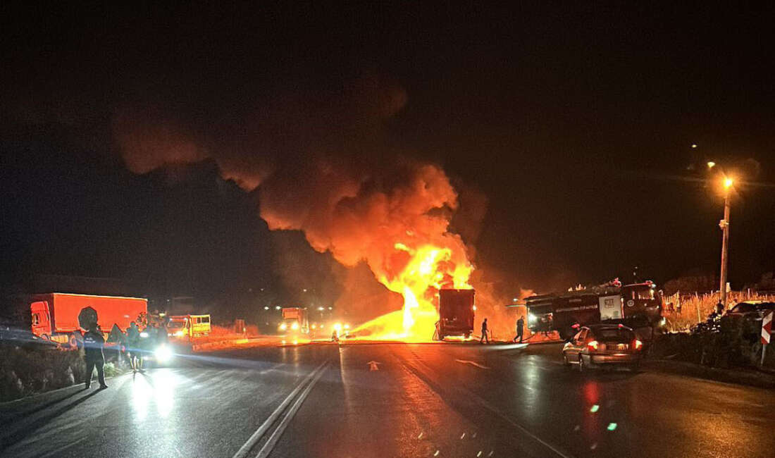 Çamaşır makinesi yüklü tır alev topuna döndü Bursa'nın İznik ilçesinde çamaşır
