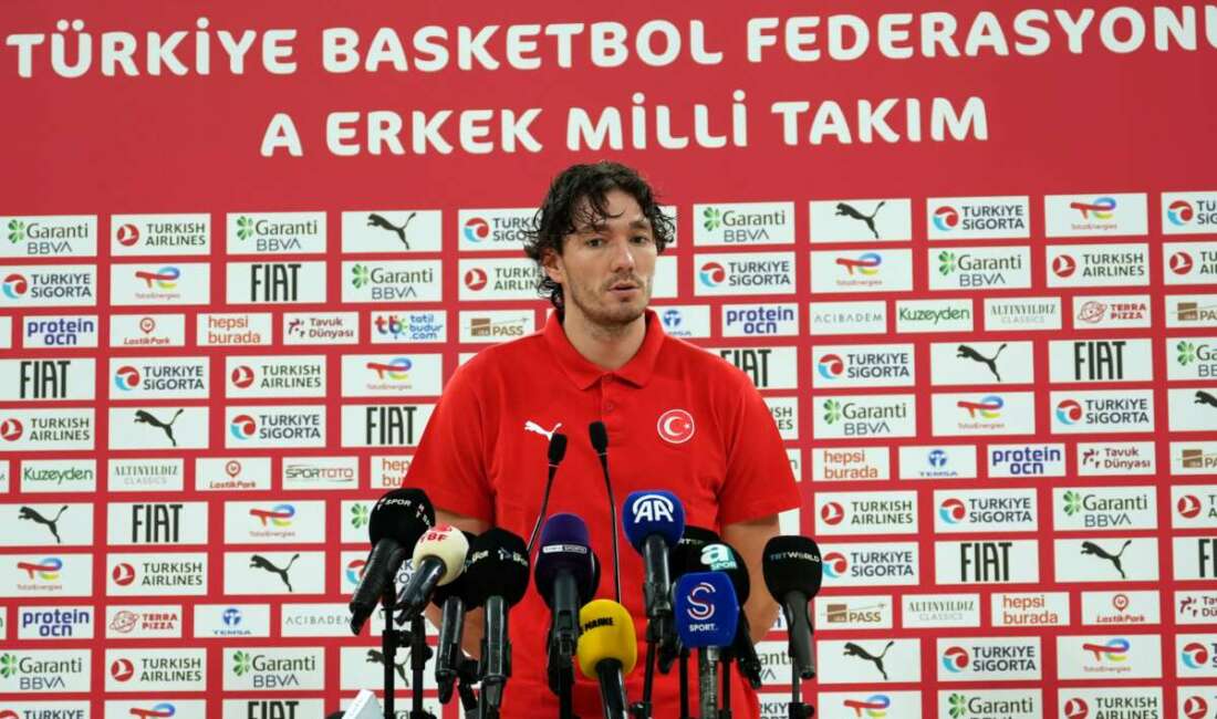 Milli basketbolcu Cedi Osman,