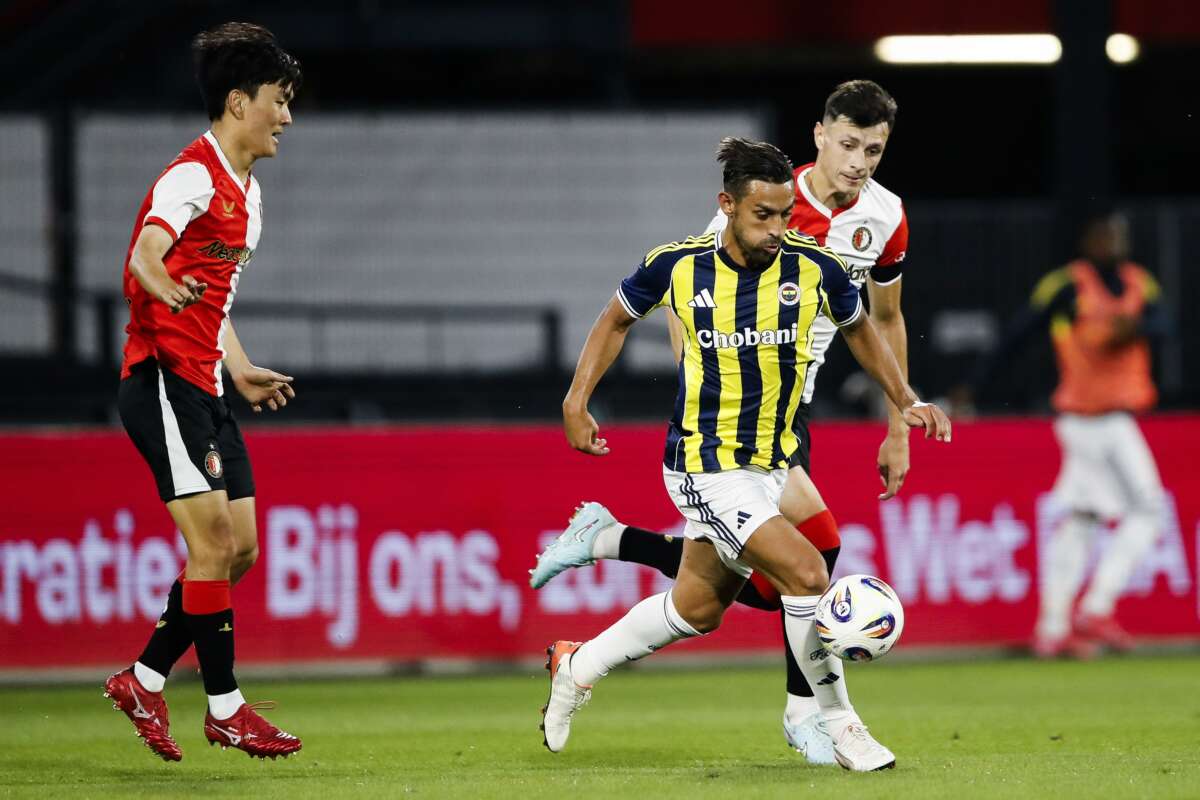 Feyenoord, Fenerbahçe’yi 2-1 mağlup etti