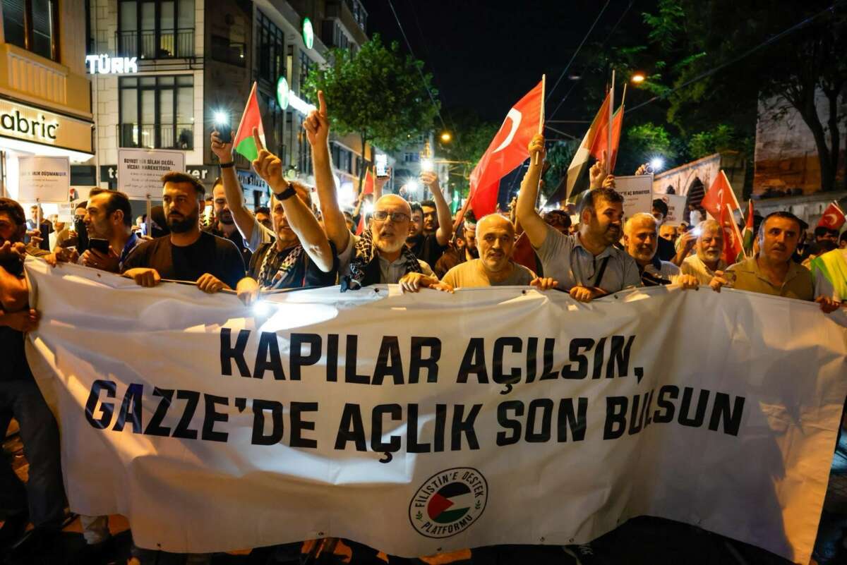  TÜRGEV Başkanı Yılmaz: “Gazze susarsa, vicdanlar ölür”