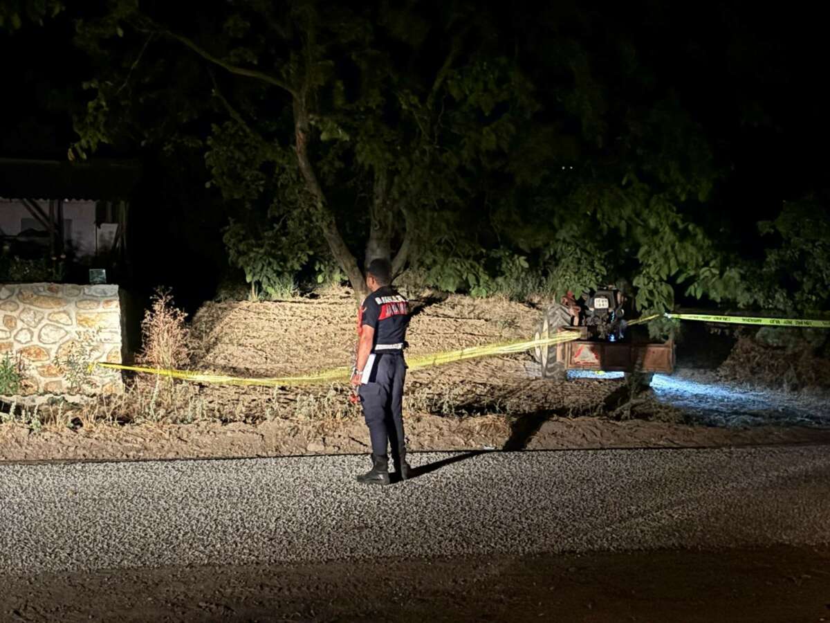 Husumetli olduğu amcasının oğlunu tüfekle vurarak öldürdü