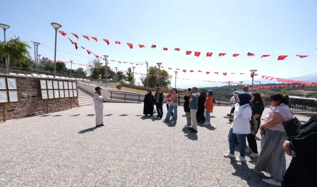 İnegöllü Vatandaşlar Tarihi yerinde keşfetti İnegöl Belediyesi’nin düzenlediği Zaferden