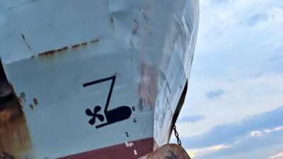 Balıkesir'in Marmara Adası açıklarında, yata